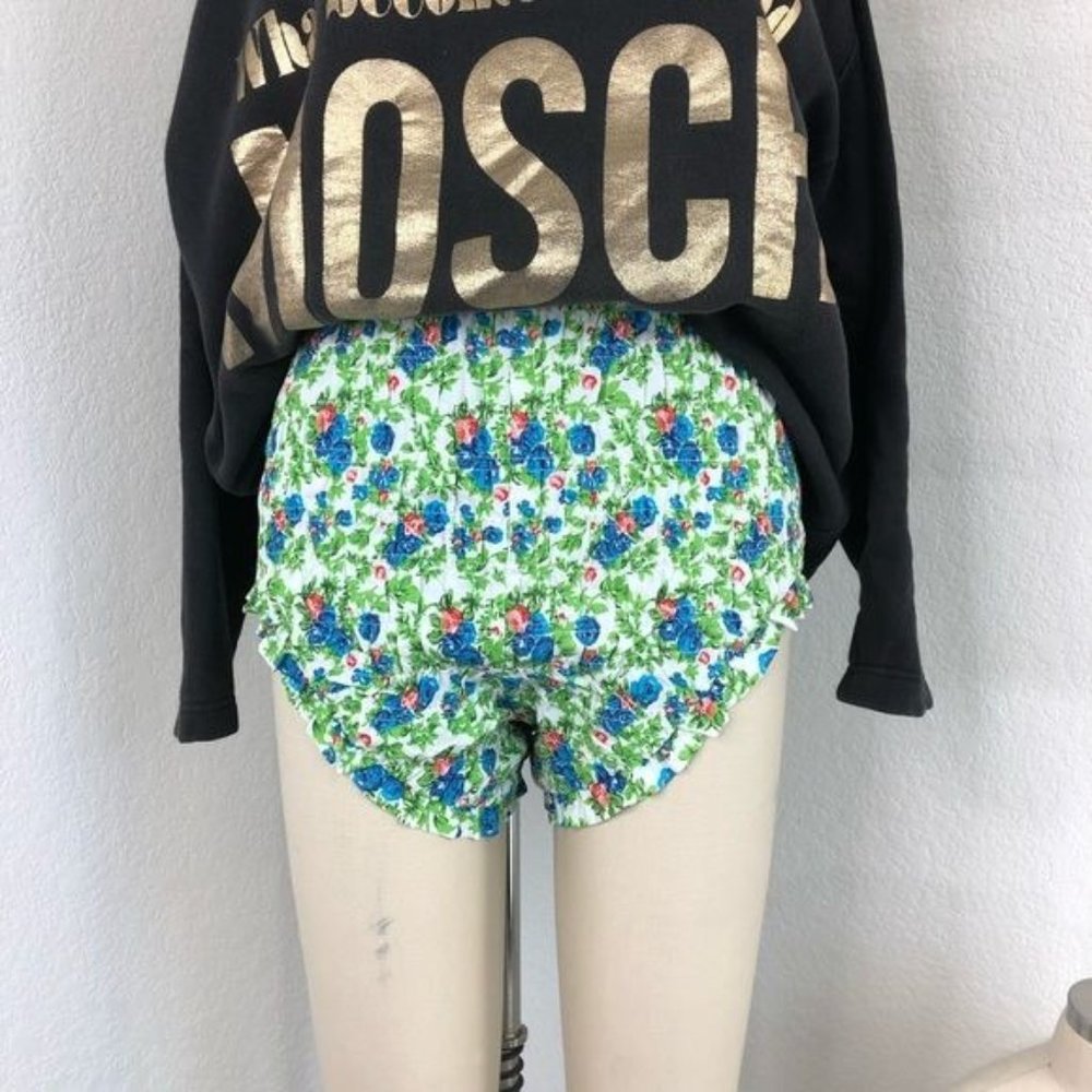 House Of Sunny Floral Smocked Bloomers High Rise Cover Up Shorts - Picture 2 of 10